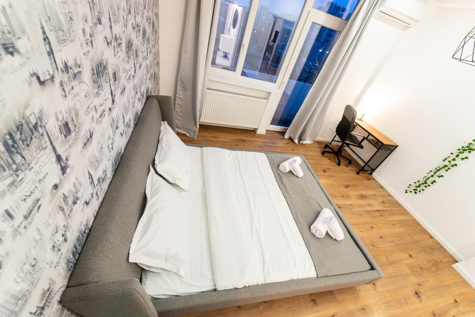 Ultracentral Spacious Apartment 4Br Bukarest Exteriör bild