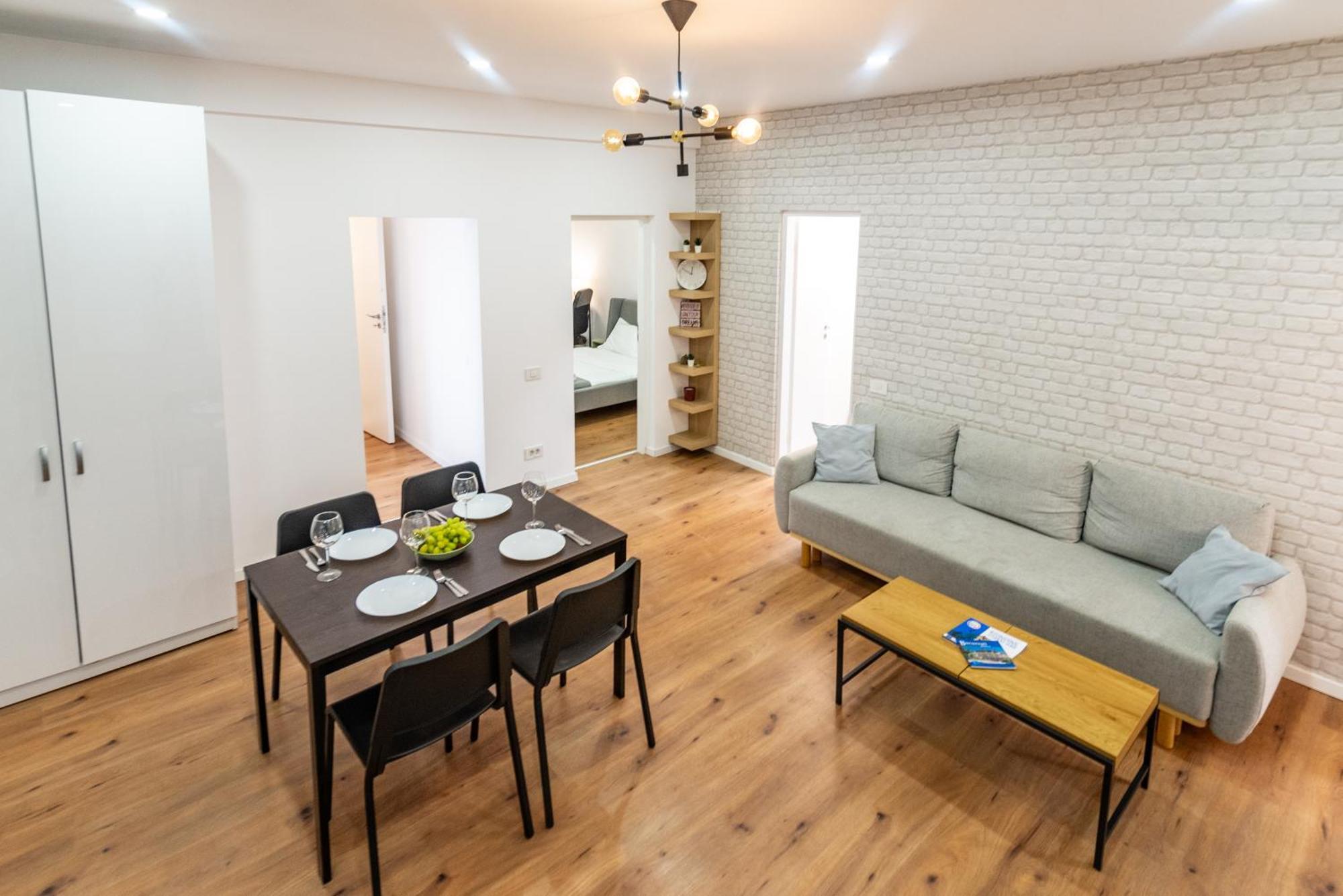 Ultracentral Spacious Apartment 4Br Bukarest Exteriör bild